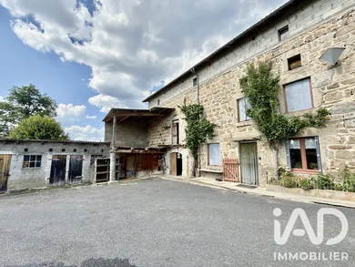 Ferme à Églisolles (63840)