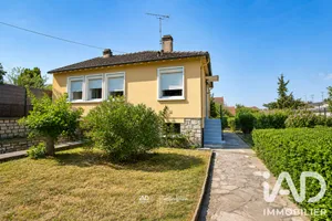 Traditional house in Limay (78520)