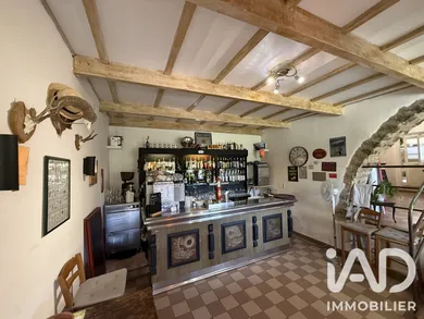 Restaurant in Savoillan (84390)
