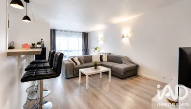Appartement à Roissy-en-Brie (77680)