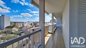 Apartment in Bourg-en-Bresse (01000)
