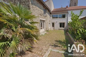 Maison de ville à Maulévrier (49360)