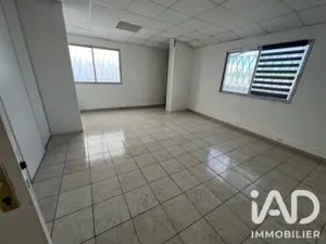 Office in Baie-Mahault (97122)