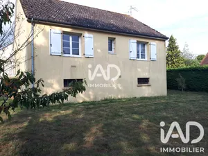 House in Sainte-Suzanne (53270)