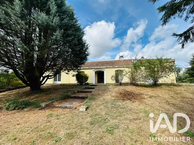 Maison de village à Chelle-Debat (65350)