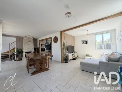 Detached house in Le Bignon-Mirabeau (45210)