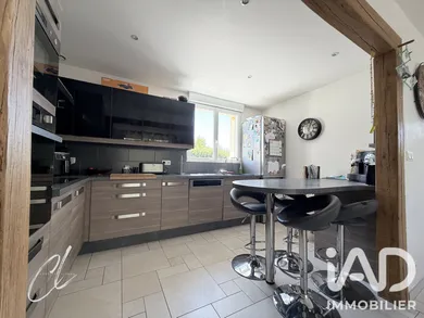 Detached house in Le Bignon-Mirabeau (45210)