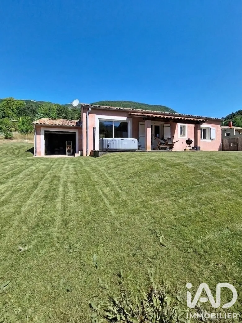Maison 4 pièces 95 m² · à Les Omergues · 95 m² · 229 000 €