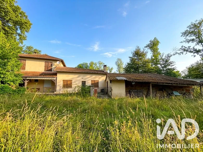 Maison 5 pièces 99 m² · à Moissac · 99 m² · 105 000 €