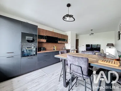 Apartment in Bois-Colombes (92270)