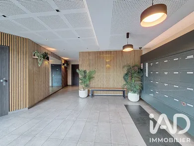 Apartment in Bois-Colombes (92270)