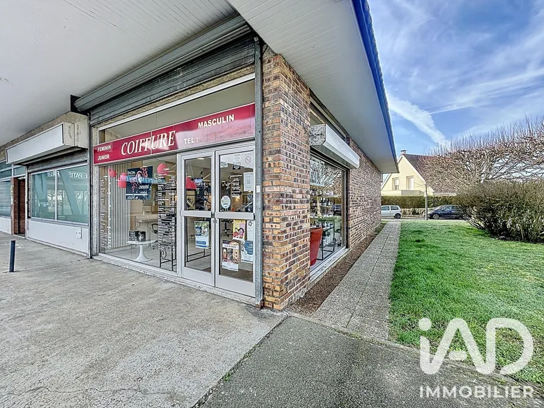 Murs commerciaux à Pontault-Combault (77340) · 63 m² · 199 000 €