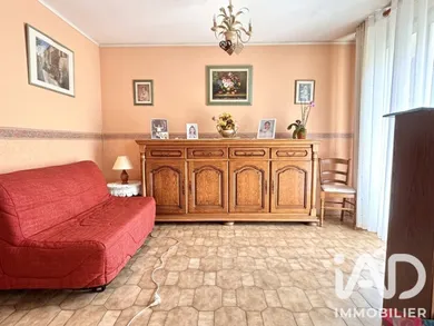 Maison traditionnelle à Lacroix-Saint-Ouen (60610)