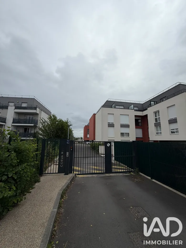 Parking 36 m² · à Pontault-Combault · 36 m² · 28 500 €