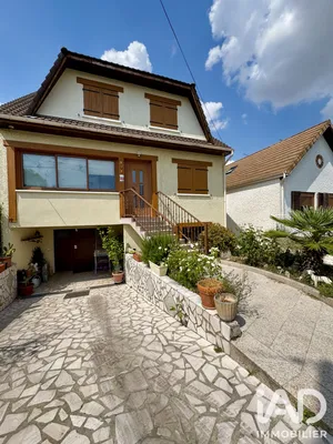 Traditional house in Tremblay-en-France (93290)