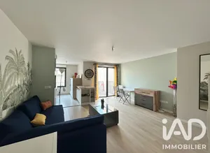 Appartement à Bordeaux (33300)