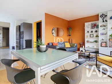 Apartment in Nantes (44300)