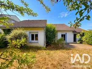 Pavillon à Donzy (58220)