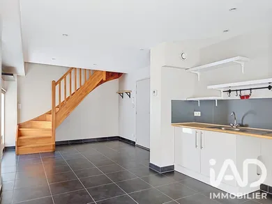 Duplex à Bordeaux (33300)