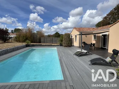 Traditional house in Pont-Saint-Martin (44860)