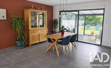 Maison traditionnelle à Dammartin-en-Goële (77230)