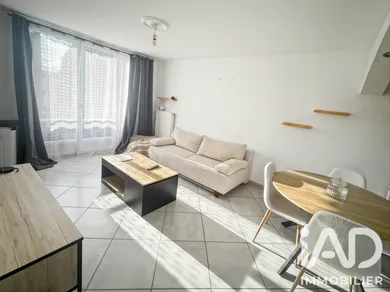 Appartement à La Rochette (77000)