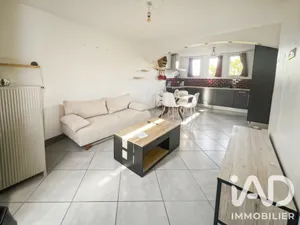 Apartment in La Rochette (77000)