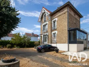 Maison à Roissy en Brie (77680)