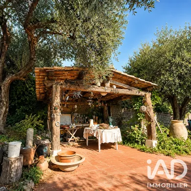 House in La Gaude (06610)