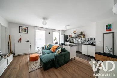 Apartment in Colombes (92700)