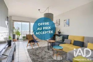 Apartment in Grenoble (38100)