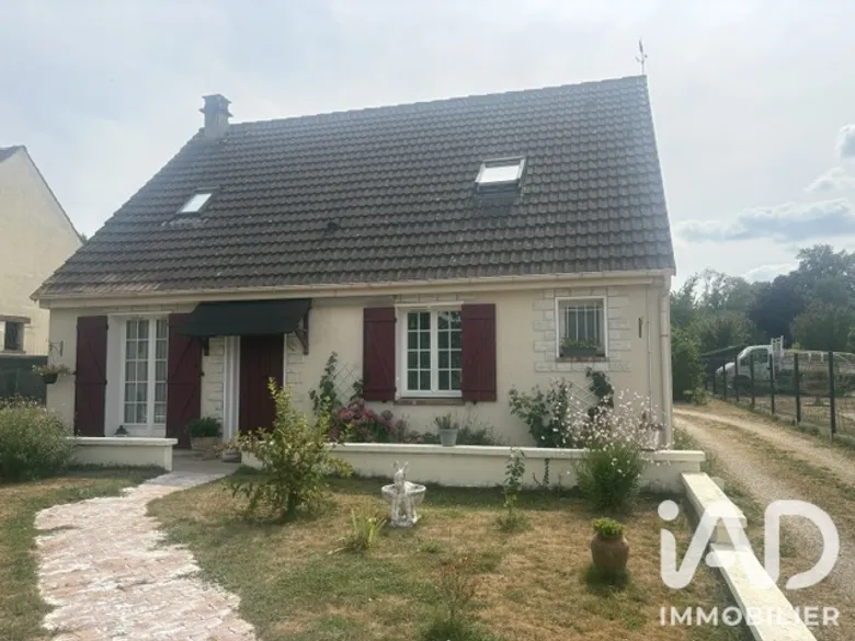 Maison 5 pièces 112 m² · à Cuise-la-Motte · 112 m² · 249 000 €