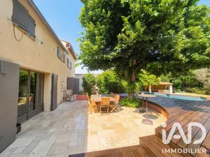 Maison à Aix-en-Provence (13100)