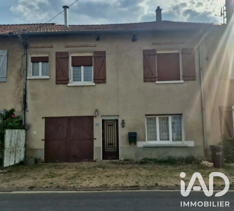 Maison 3 pièces 102 m² · à Montigny-Devant-Sassey · 102 m² · 55 000 €