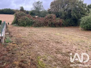 Building plot in Mairé-Levescault (79190)