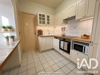 Apartment in Mantes-la-Jolie (78200)