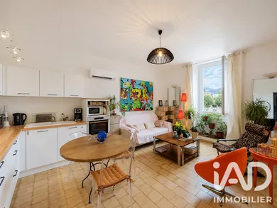 Appartement à Malaucène (84340)