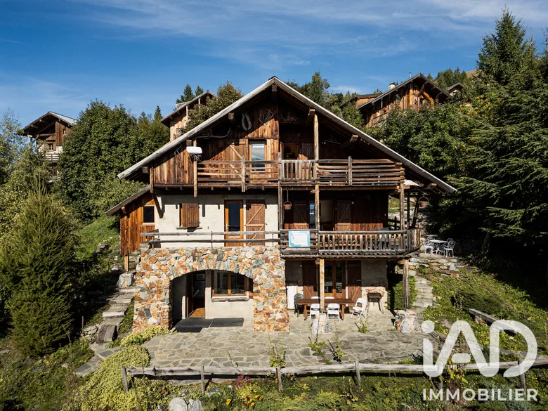 Maison 9 pièces 163 m² · à Villard-Reculas · 163 m² · 978 675 €