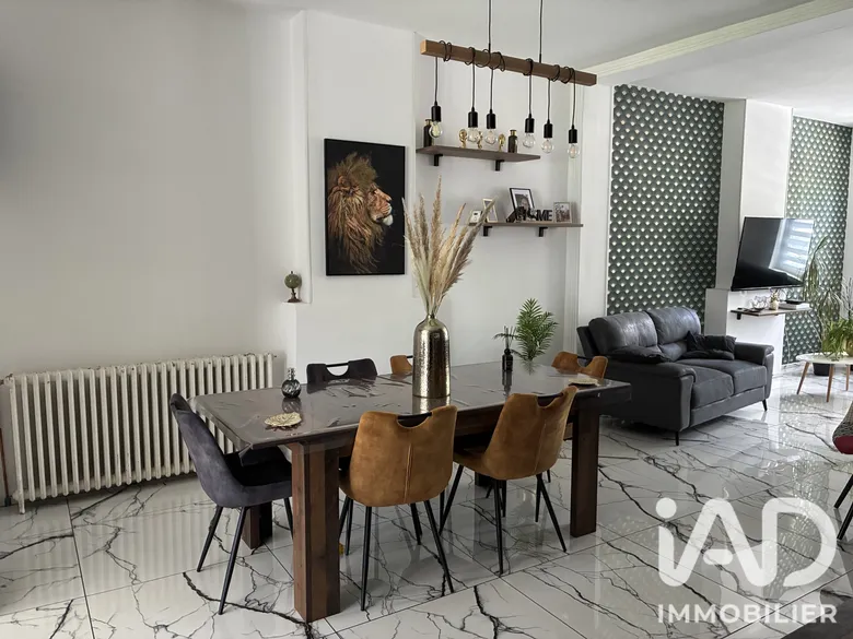 Maison 5 pièces 156 m² · à Auberchicourt · 156 m² · 198 000 €