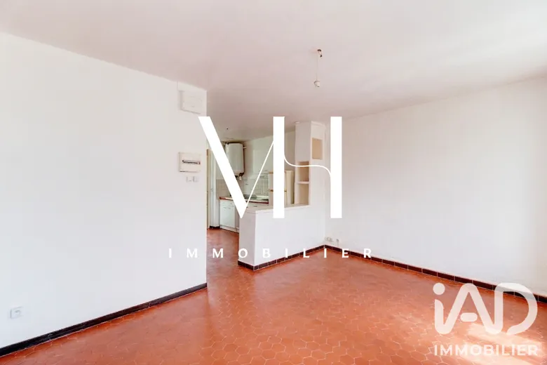 Appartement 1 pièce 28 m² · à Toulon · 27,7 m² · 57 000 €