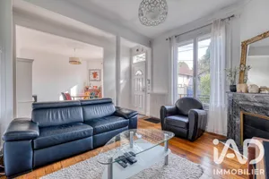 Maison traditionnelle à Le Raincy (93340)