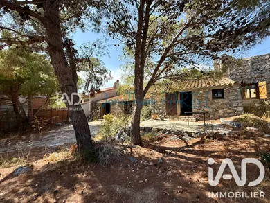 Maison traditionnelle à Opoul-Périllos (66600)