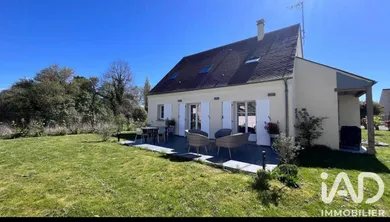 Maison à La Genevraye (77690)