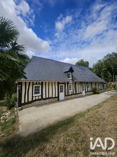 Domain in Villers-Écalles (76360)