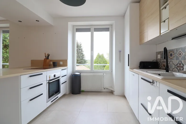 Maison 5 pièces 117 m² · à Compreignac · 117 m² · 212 000 €