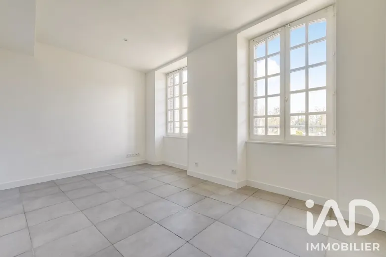 Immeuble 3 pièces 362 m² · à Brienon-sur-Armançon · 362 m² · 346 500 €