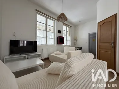Apartment in La Rochelle (17000)