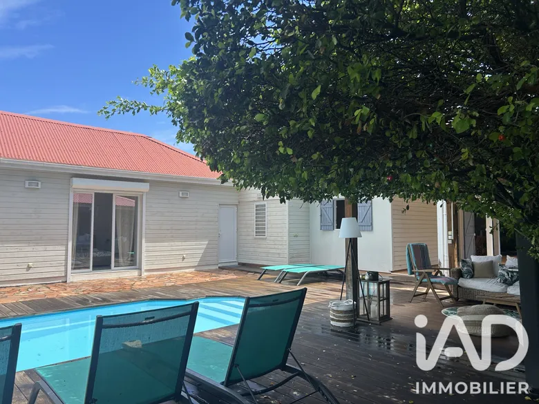 Maison 4 pièces 106 m² · à Saint-François · 106 m² · 400 000 €