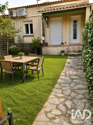 Maison de ville à Clarensac (30870)