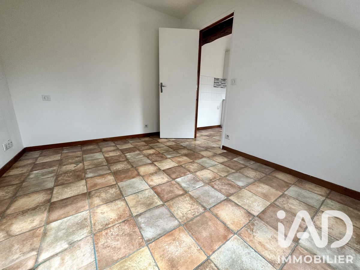 Appartement 2 pièces de 26 m² à Montereau-Fault-Yonne (77130)